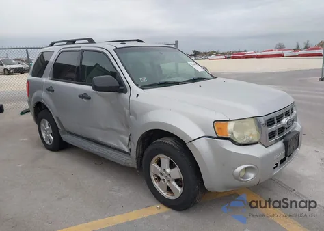 2011 Ford Escape Xlt from USA, damaged, VIN 1FMCU0D74BKA87669